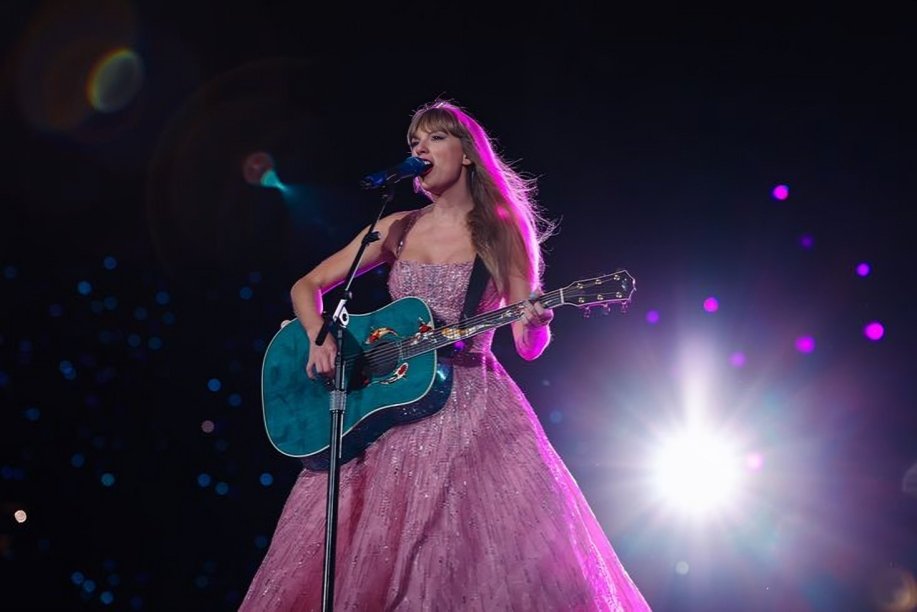 taylor-swift-net-worth-2026.